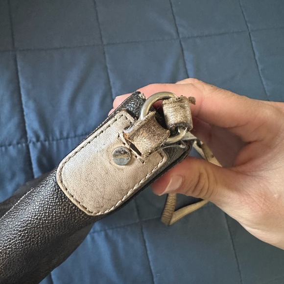 Michael Kors Jet Set Travel Logo Messenger Leather Bag - Picture 7 of 14